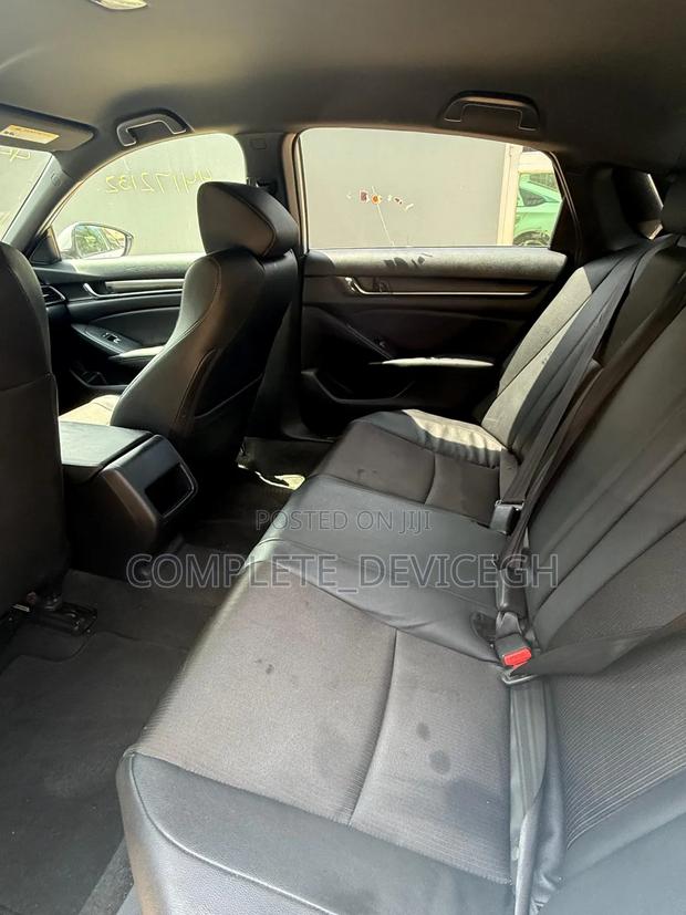 Honda Accord Sport (1.5L 4cyl Turbo CVT) 2019 White