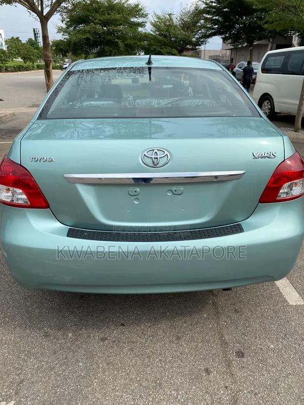 Toyota Yaris SE Hatchback 5dr 2012 Blue