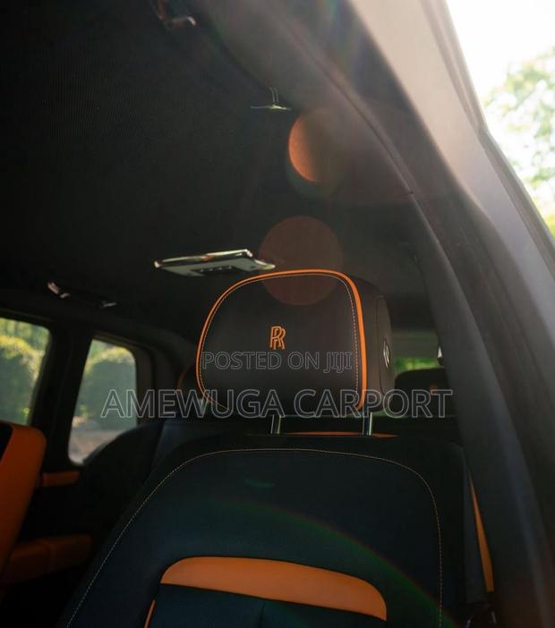 Rolls-Royce Cullinan Black Badge 2022 Green