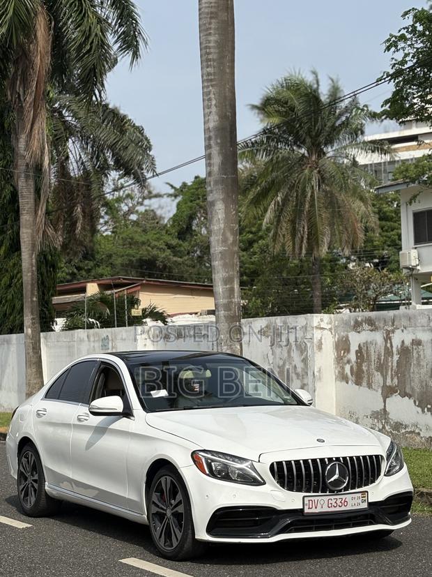 Mercedes-Benz C300 Sport 4Matic Sedan AWD (2.0L 4cyll 7A) 2016 White