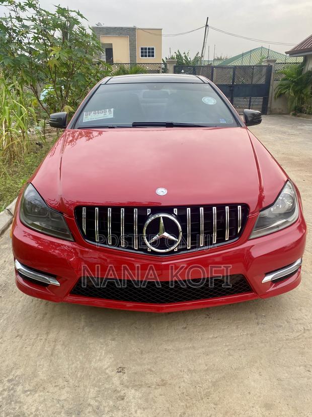 Mercedes-Benz C250 2014 Red