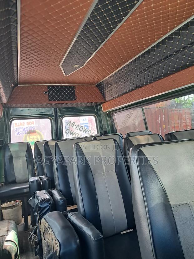 Mercedes-Benz Sprinter 2010 Green