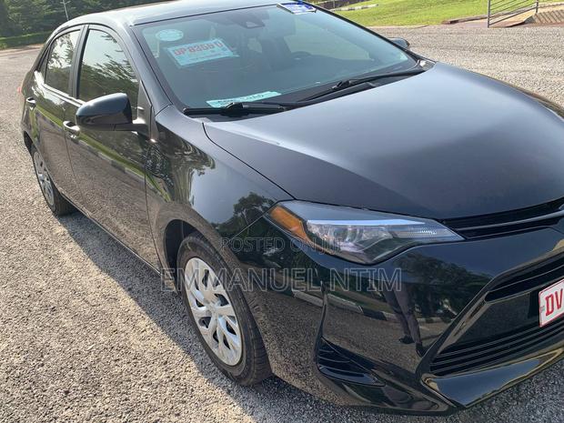 Toyota Corolla LE (1.8L 4cyl 2A) 2019 Black