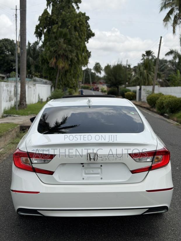 Honda Accord EX-L (1.5L 4cyl Turbo CVT) 2019 White