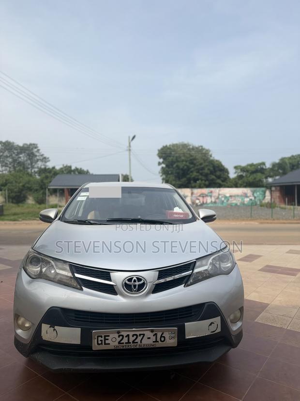 Toyota RAV4 LE 4dr SUV (2.5L 4cyl 6A) 2014 Silver