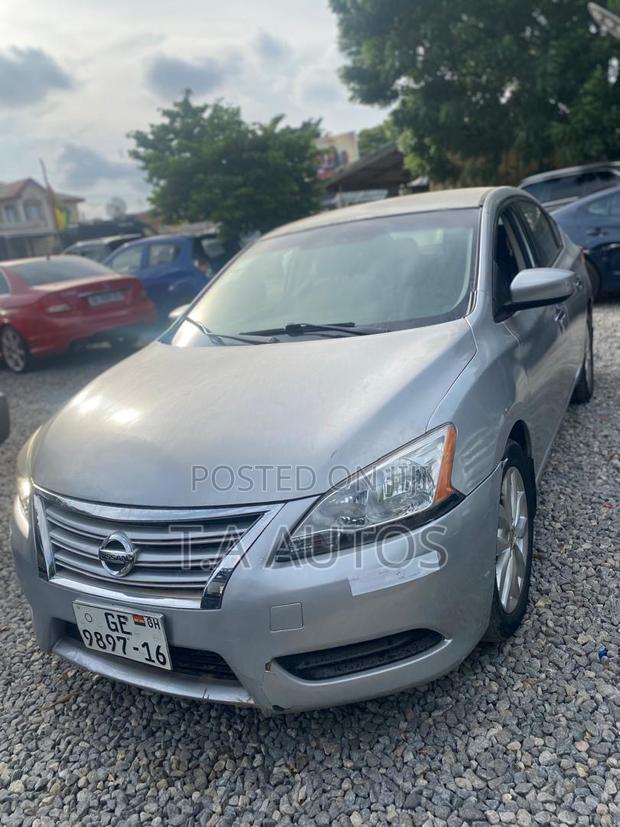 Nissan Sentra SV 4dr Sedan (1.8L 4cyl CVT) 2015 Silver