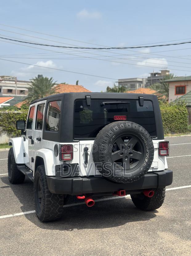 Jeep Wrangler 2013 White