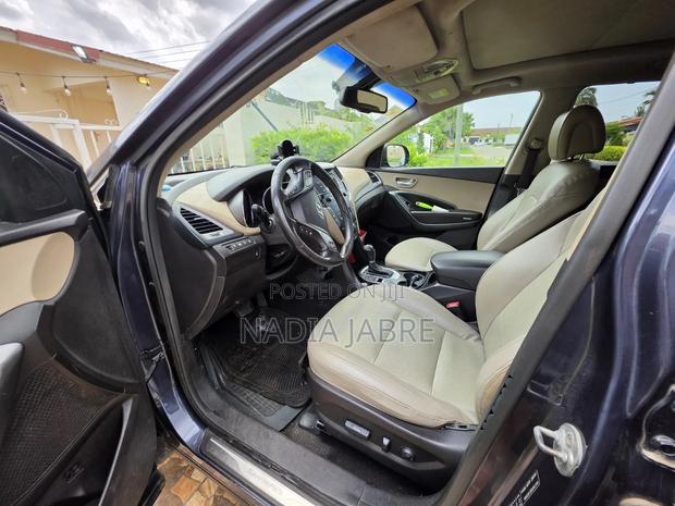 Hyundai Santa Fe 2016 Blue
