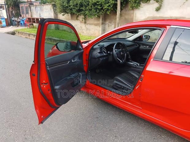 Honda Civic Touring 4dr Sedan (1.5L 4cyl) 2017 Red