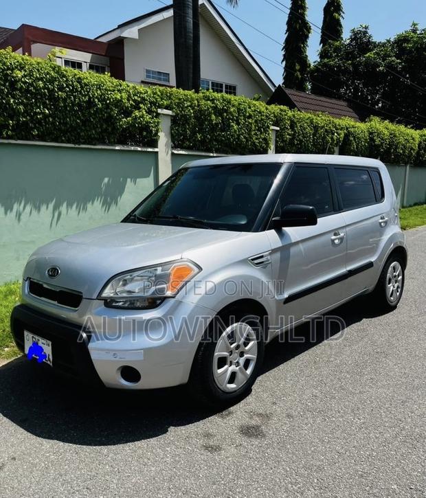 Kia Soul 2011 Silver