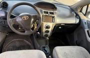 Toyota Vitz 2010 White for sale