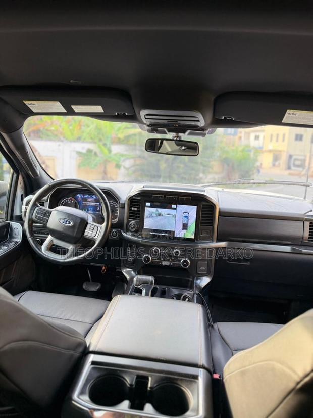 Ford F-150 XLT 2022 White