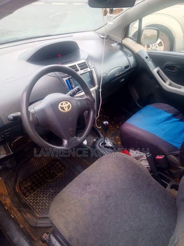 Toyota Vitz 1.0 FWD 3dr 2009 Black