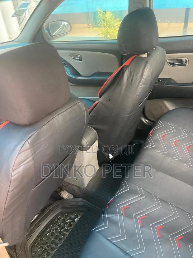 Hyundai Elantra Blue 2010 Beige