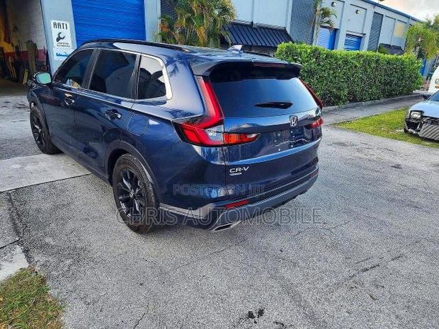 Honda CR-V 2024 Blue