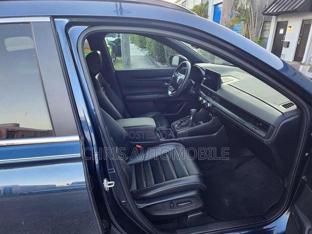 Honda CR-V 2024 Blue