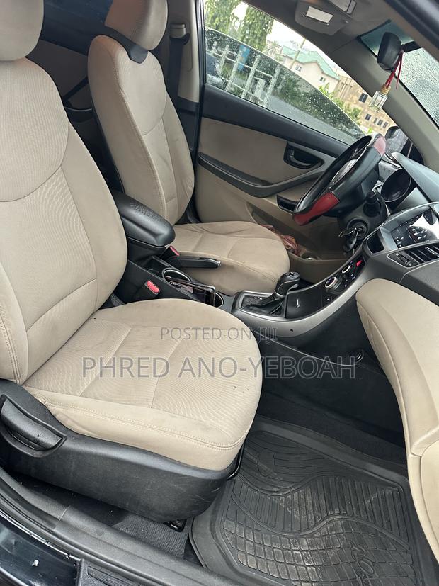 Hyundai Elantra SE 4dr Sedan (1.8L 4cyl 6M) 2015 Black