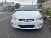 Hyundai Accent SE Sedan 2016 White for sale
