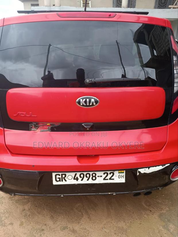 Kia Soul Hatchback 2017 Red