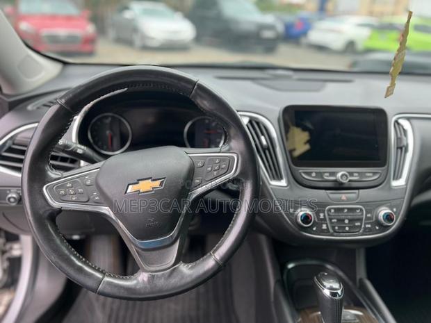 Chevrolet Malibu Premier 2020 Silver