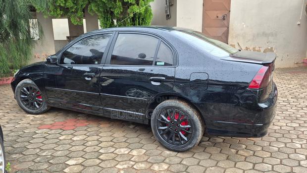 Honda Civic 2005 Black