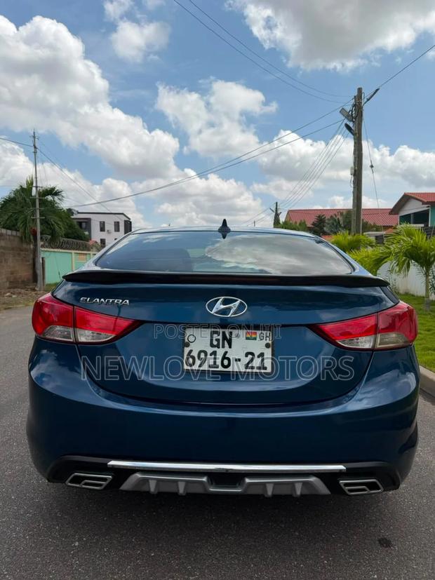 Hyundai Elantra 2013 Blue