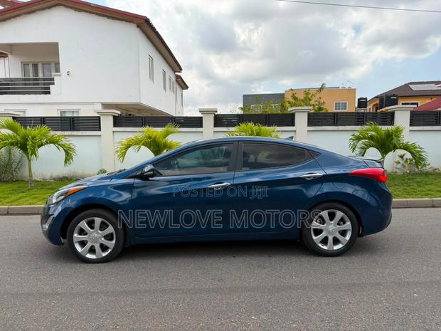 Hyundai Elantra 2013 Blue