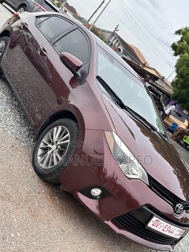 Toyota Corolla S 4dr Sedan (1.8L 4cyl CVT) 2015 Brown