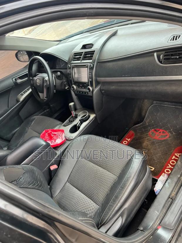 Toyota Camry XLE 4dr Sedan (2.5L 4cyl 6A) 2014 Black