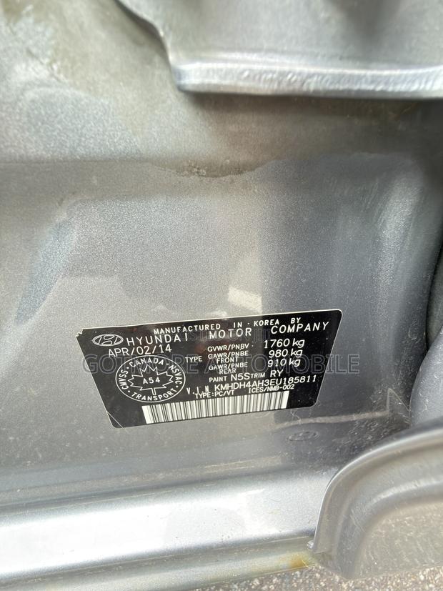 Hyundai Elantra Limited 4dr Sedan (1.8L 4cyl 6A) 2014 Gray