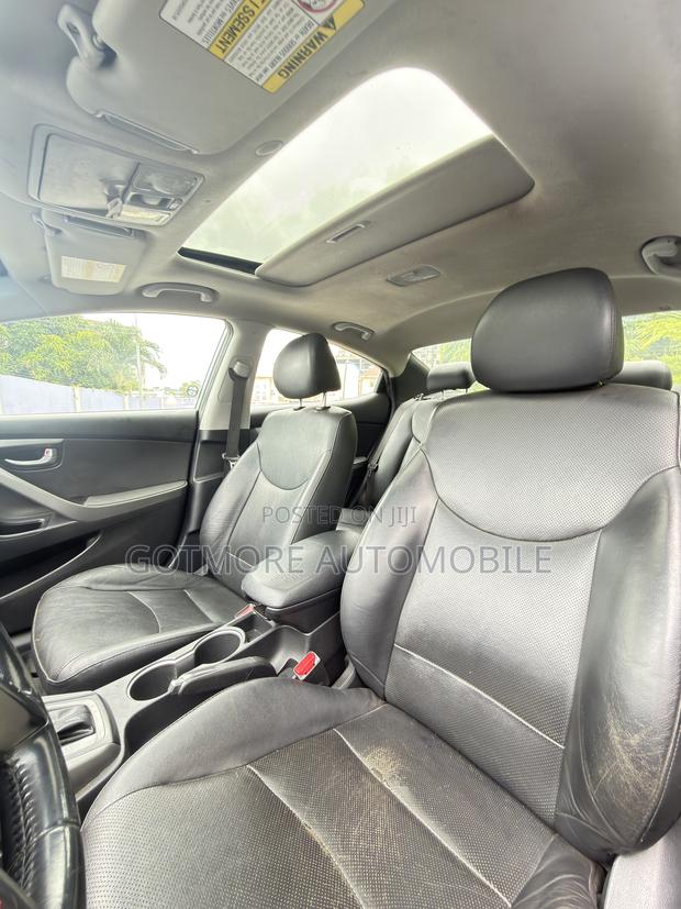 Hyundai Elantra Limited 4dr Sedan (1.8L 4cyl 6A) 2014 Gray