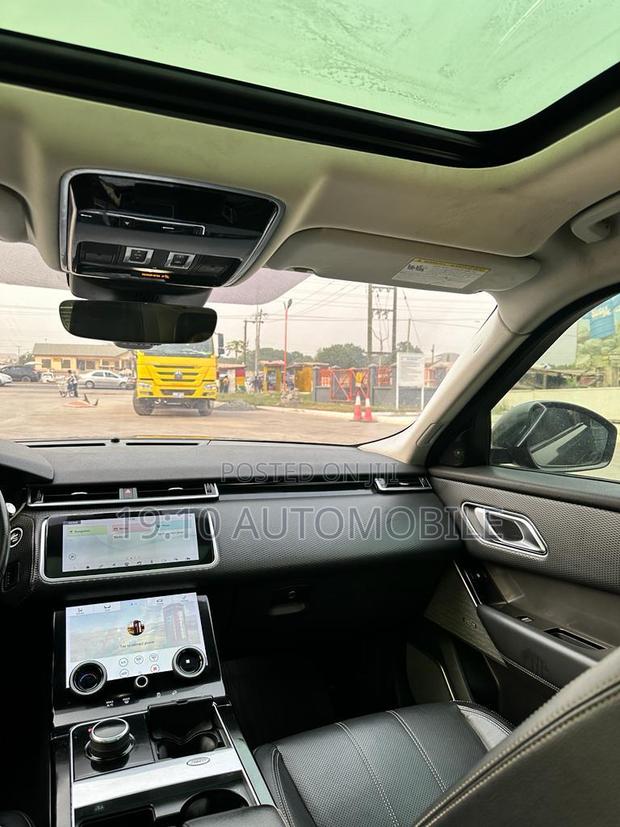 Land Rover Range Rover Velar R-Dynamic S 2023 Black