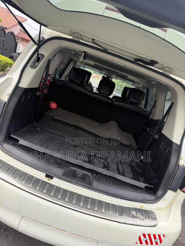 Infiniti QX56 2012 White