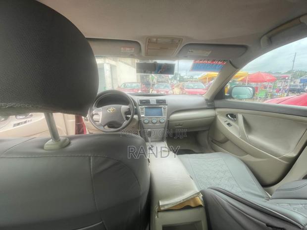 Toyota Camry XLE 4dr Sedan (2.4L 4cyl 5A) 2009 Red