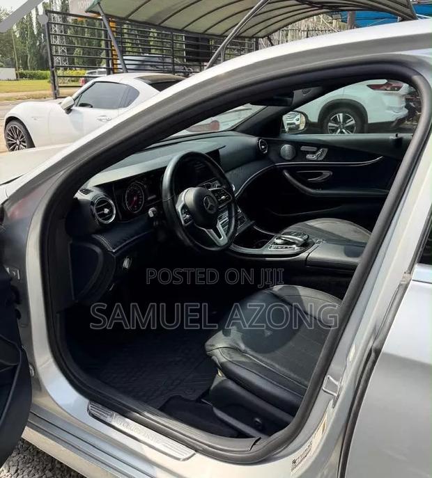 Mercedes-Benz E300 2019 Silver