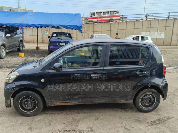 Toyota Passo 2009 Black