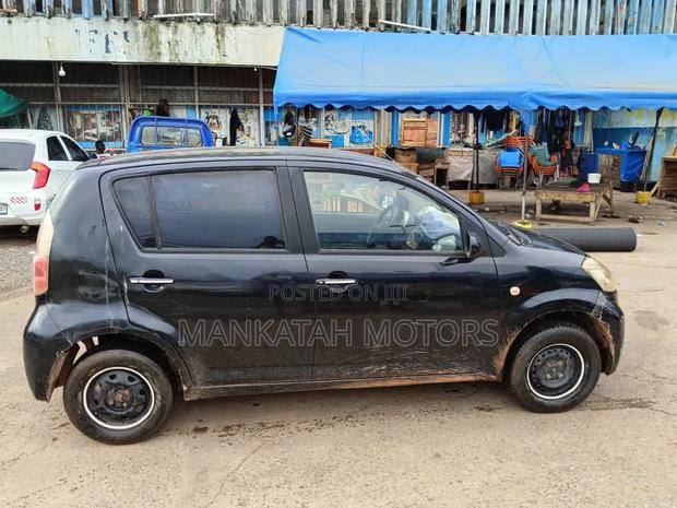 Toyota Passo 2009 Black
