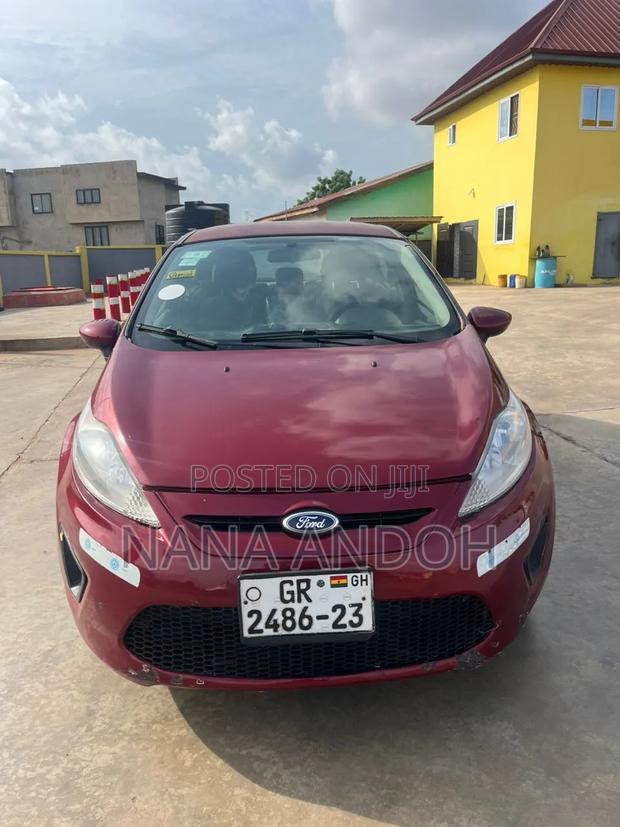 Ford Fiesta 2013 Red