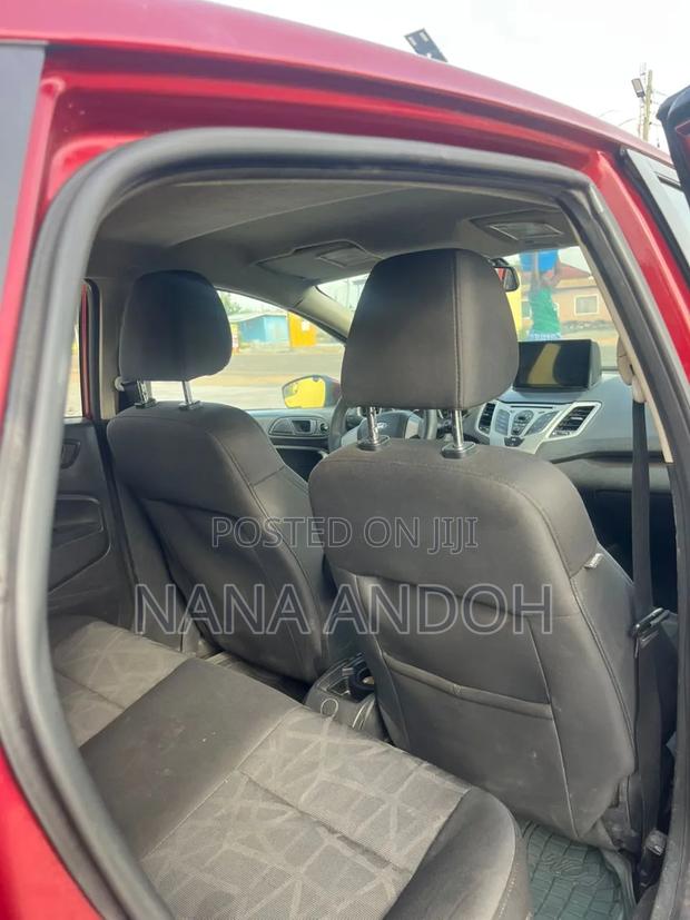 Ford Fiesta 2013 Red