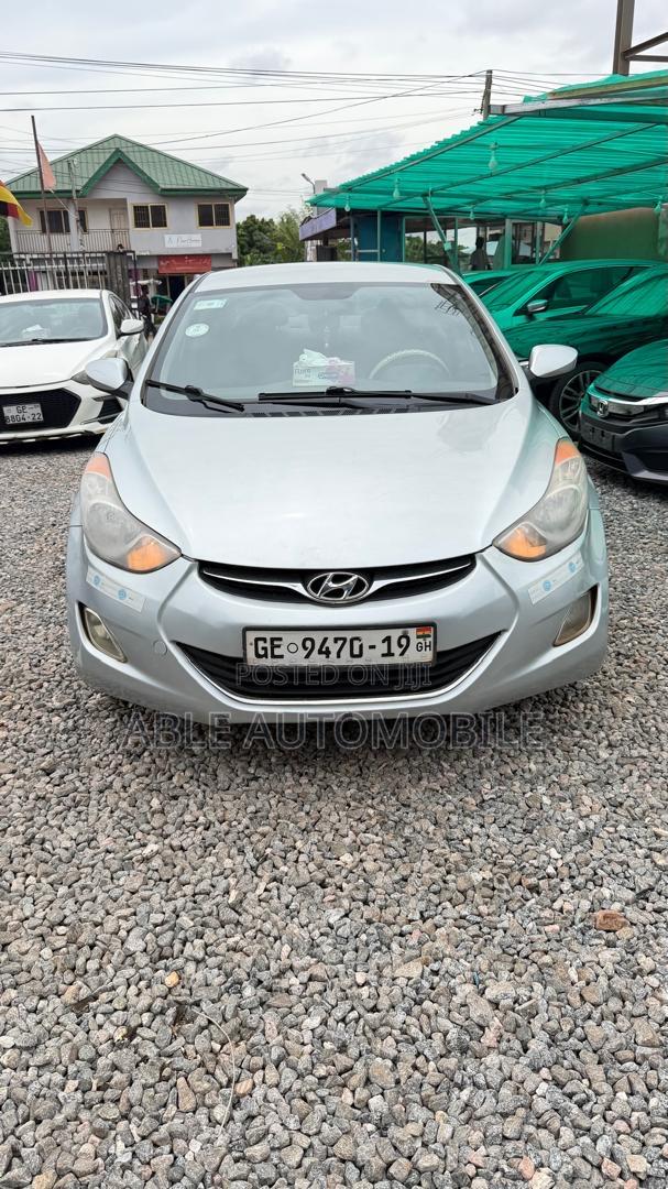 Hyundai Elantra GLS Sedan FWD (1.8L 4cyl 6A) 2013 Silver