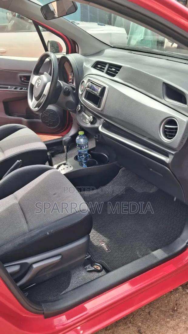 Toyota Vitz 1.3 AWD 5dr 2013 Red