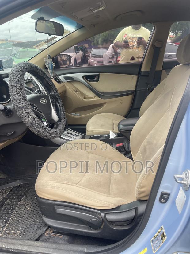 Hyundai Elantra 2012 Blue