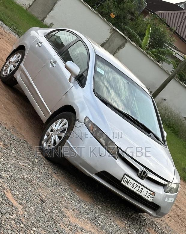 Honda Civic 2005 Silver
