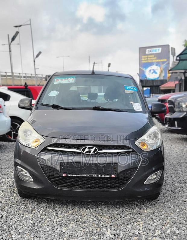 Hyundai I10 2012 Red