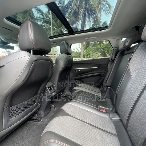 Peugeot 5008 1.2 PureTech 130 2017 Green