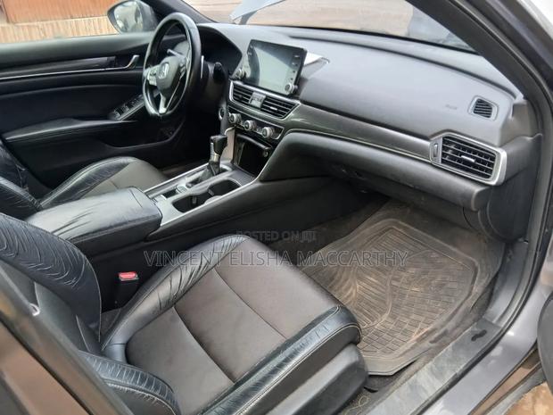 Honda Accord 2018 Gray
