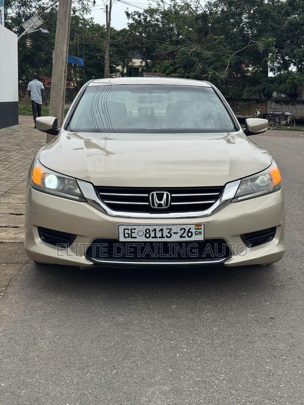 Honda Accord LX 4dr Sedan (2.4L 4cyl CVT) 2014 Beige