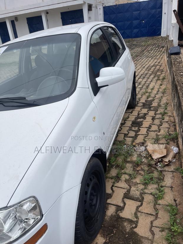 Chevrolet Aveo 2011 White