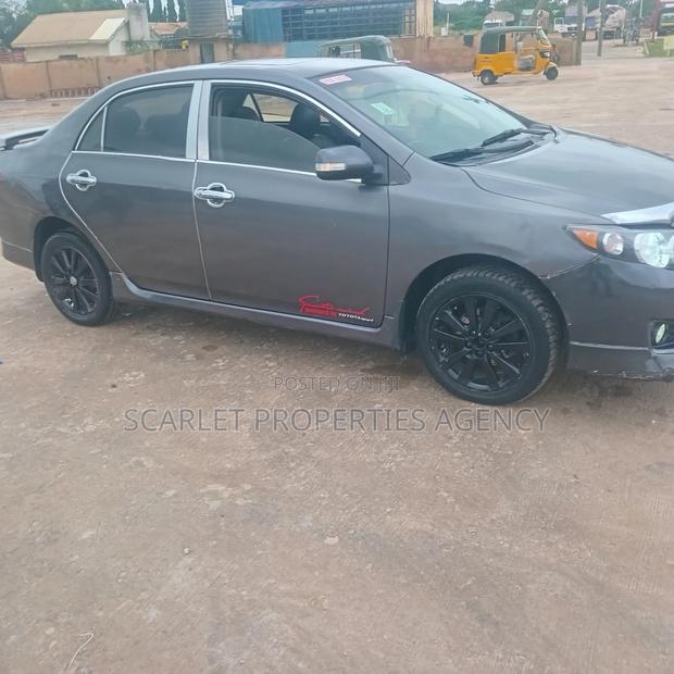 Toyota Corolla 2016 Blue
