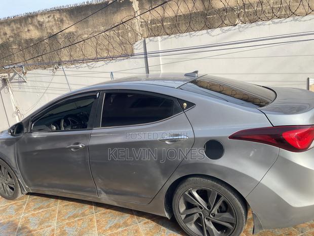 Hyundai Elantra Limited 4dr Sedan (1.8L 4cyl 6A) 2014 Gray